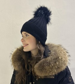 Ribb Ull lue med pelsdusk  - Guttogpike