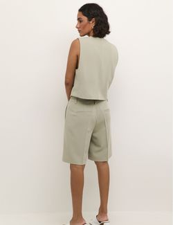 Sakura Zipper Shorts VETIVER - Kaffe Clothing