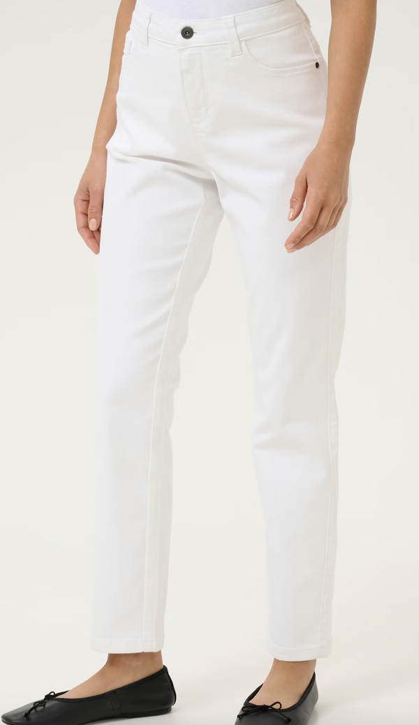 Zelina Stright Jeans Chalk - Kaffe Clothing